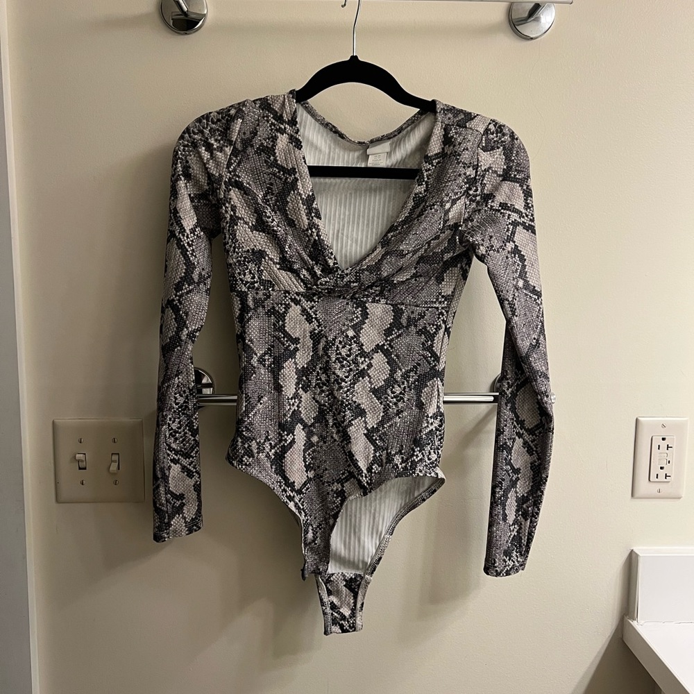 Animal Print V Neck Bodysuit